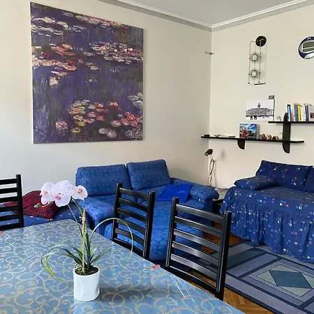 Canova - Locazione Turistica *